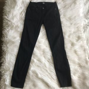 Paige Verdugo Ankle Jeans